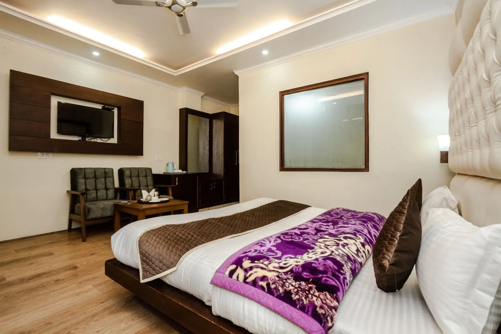 Room Image 3