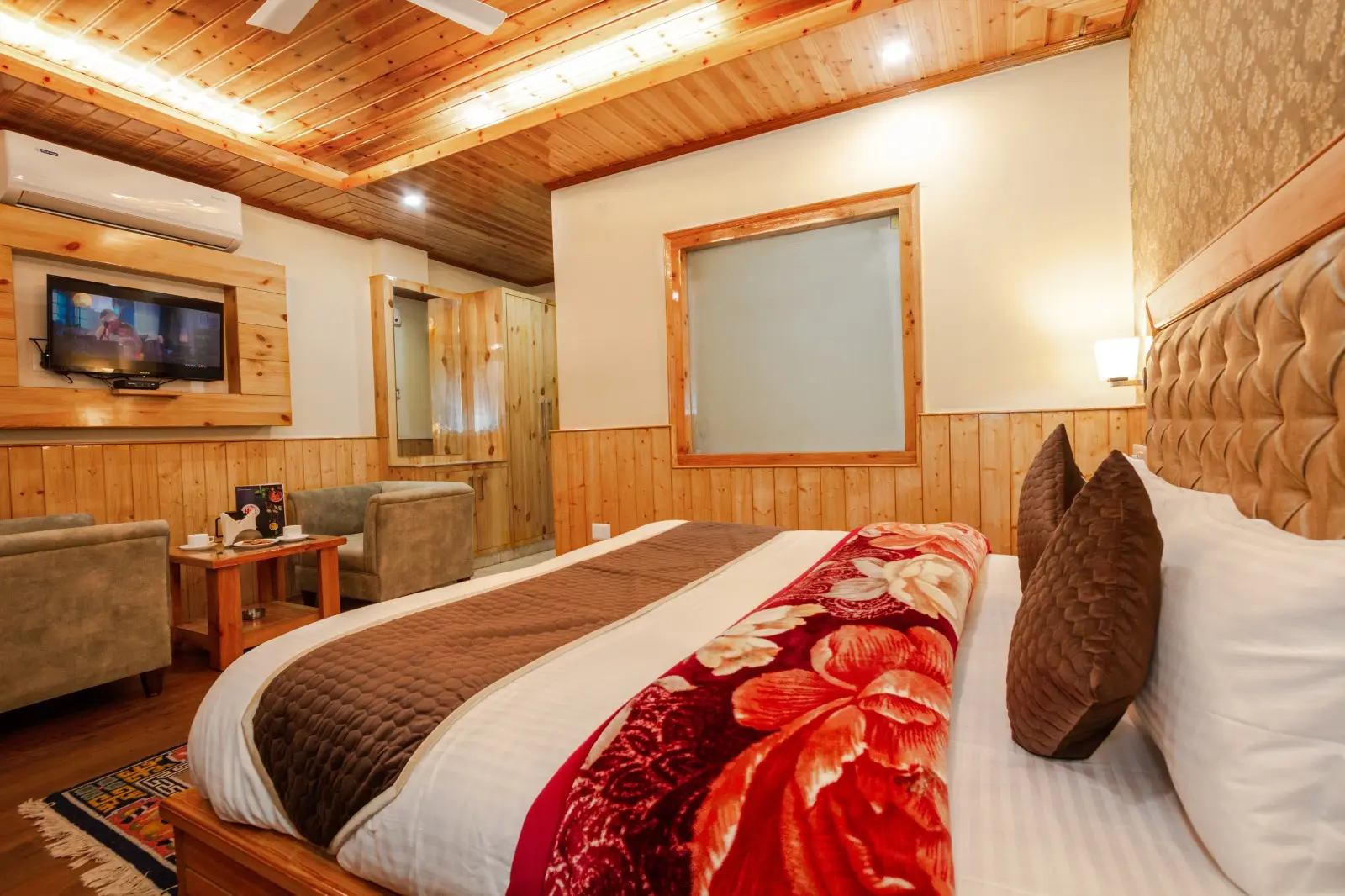 Room Image 3